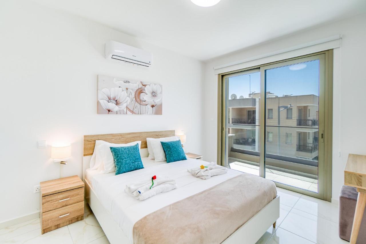 Adolina Apartments By Ezoria Villas Paphos Exterior foto
